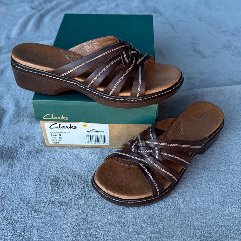 Women’s Clark sandals - Picture 10 of 11